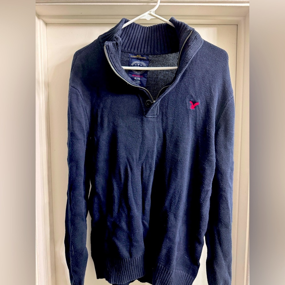 American Eagle Sweater Size XL